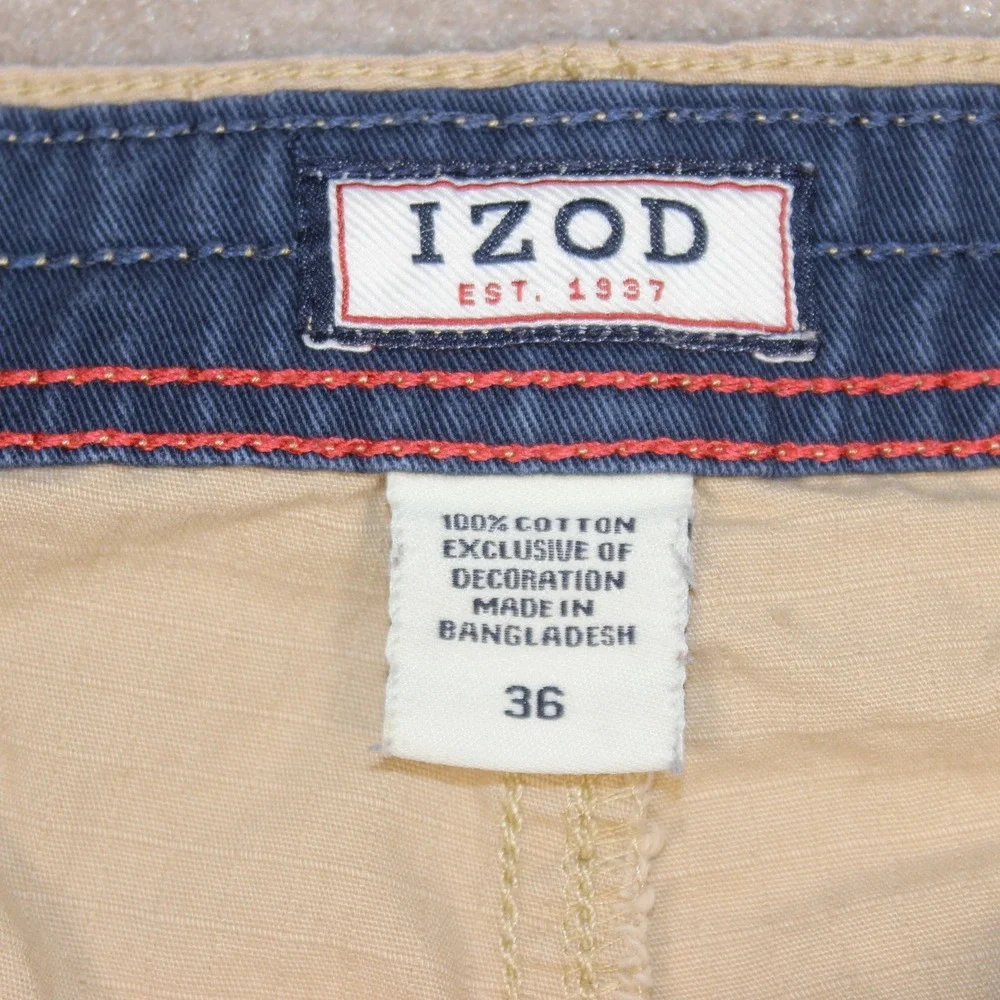 Izod cargo shorts